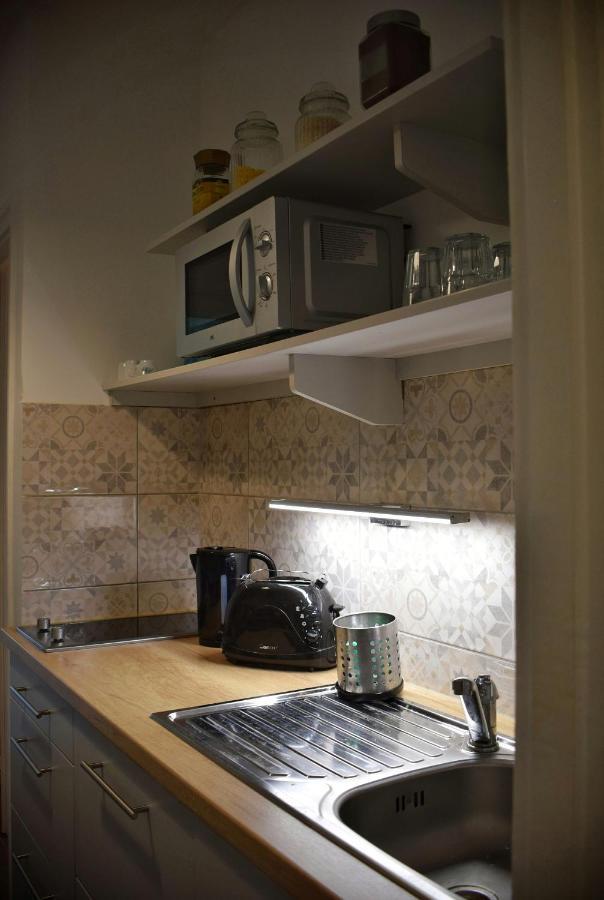 Helikon 31 Apartman Кестели Екстериор снимка